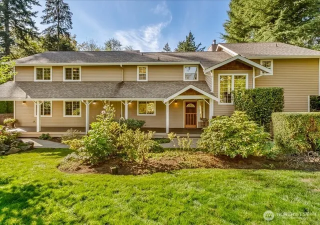 Photo 2 of Single family home for sale at 15219 78th Avenue NE, Kenmore, WA 98028 | MLS# NWM2590938 | Listing updated on 2026-10-15