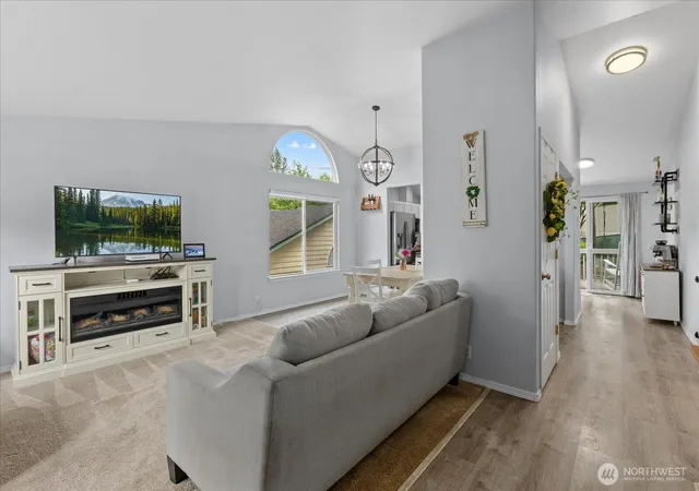 Photo 1 of Single family home for sale at 421 Rainbow Pl, Snohomish, WA 98290 | MLS# NWM2590939 | Listing updated on 2026-10-09