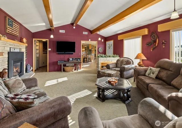 Photo 3 of Single family home for sale at 7271 Lyons Rd, Ellensburg, WA 98926 | MLS# NWM2590940 | Listing updated on 2026-10-07