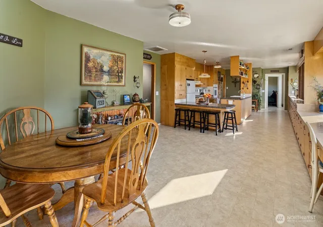 Photo 3 of Single family home for sale at 7271 Lyons Rd, Ellensburg, WA 98926 | MLS# NWM2590940 | Listing updated on 2026-10-07