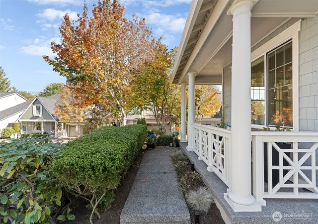 Photo 3 of Single family home for sale at 15105 85th Avenue NE, Kenmore, WA 98028 | MLS# NWM2590944 | Listing updated on 2026-10-10