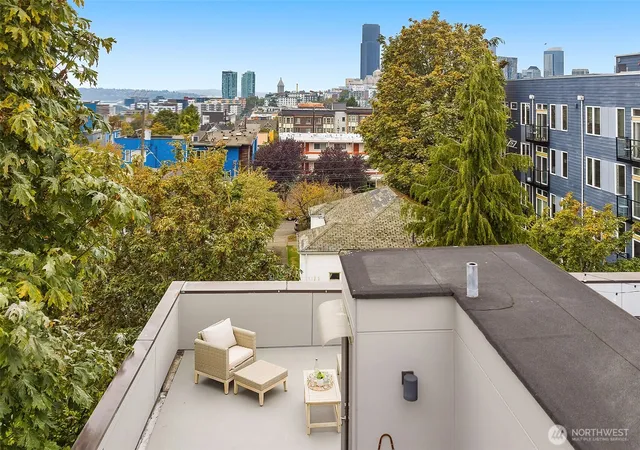 Photo 3 of Townhouse for sale at 121 20th Avenue, Seattle, WA 98122 | MLS# NWM2590948 | Listing updated on 2026-10-07