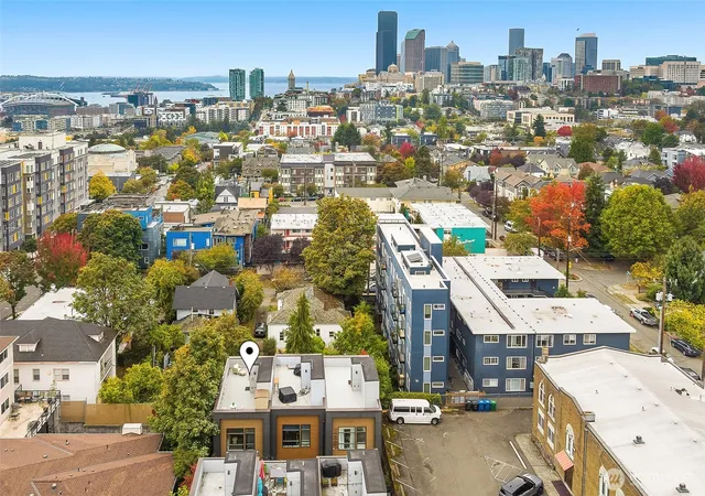 Photo 3 of Townhouse for sale at 121 20th Avenue, Seattle, WA 98122 | MLS# NWM2590948 | Listing updated on 2026-10-07