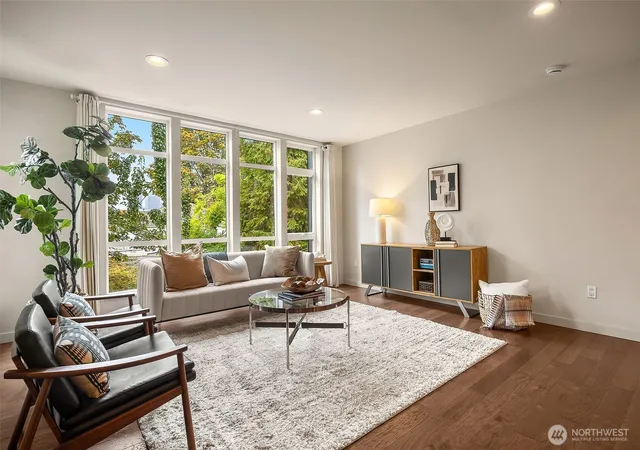 Photo 4 of Townhouse for sale at 121 20th Avenue, Seattle, WA 98122 | MLS# NWM2590948 | Listing updated on 2026-10-07