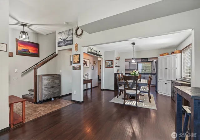 Photo 3 of Single family home for sale at 1172 SW 22nd Street, Chehalis, WA 98532 | MLS# NWM2590955 | Listing updated on 2026-10-09