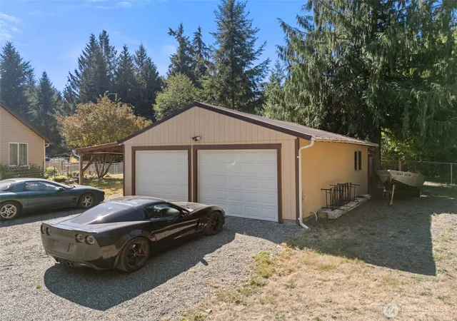 Photo 2 of Single family home for sale at 35917 16th Avenue Ct S, Roy, WA 98580 | MLS# NWM2590968 | Listing updated on 2026-10-06