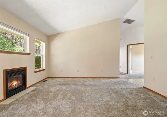 Photo 3 of Condo for sale at 170 E Beaumont Dr #B, Shelton, WA 98584 | MLS# NWM2590971 | Listing updated on 2026-10-13
