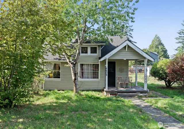 Single family home for sale at 6608 E M St, Tacoma, WA 98404 | MLS# NWM2590982