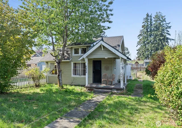 Photo 1 of Single family home for sale at 6608 E M St, Tacoma, WA 98404 | MLS# NWM2590982 | Listing updated on 2026-10-17