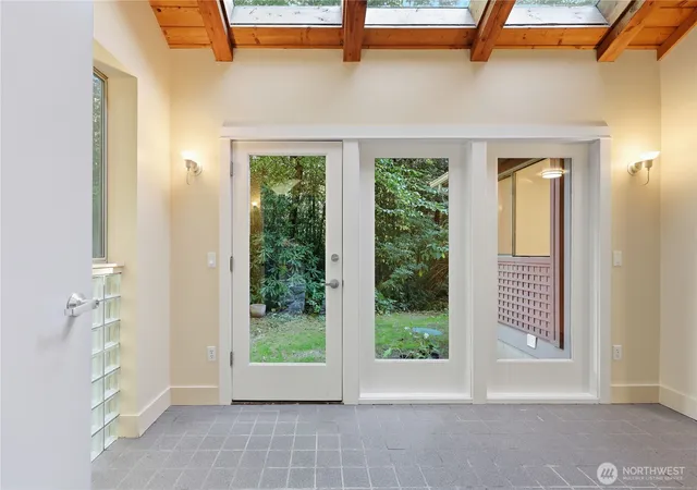 Photo 4 of Single family home for sale at 14329 Komedal Rd NE, Bainbridge Island, WA 98110 | MLS# NWM2590987 | Listing updated on 2026-10-08