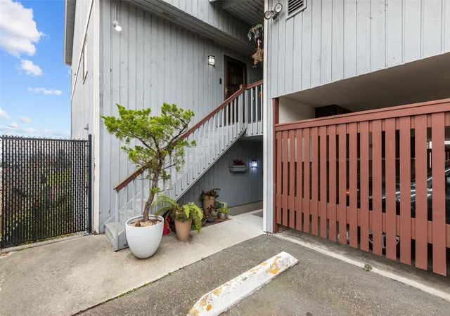 Photo 2 of Condo for sale at 3909 Wetmore Ave #A3, Everett, WA 98201 | MLS# NWM2590992 | Listing updated on 2026-10-28