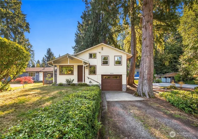 Photo 2 of Single family home for sale at 18709 Ballinger Way Ne, Lake Forest Park, WA 98155 | MLS# NWM2590997 | Listing updated on 2026-10-19