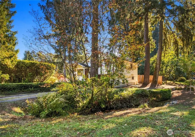 Photo 3 of Single family home for sale at 18709 Ballinger Way NE, Lake Forest Park, WA 98155 | MLS# NWM2590997 | Listing updated on 2026-10-19