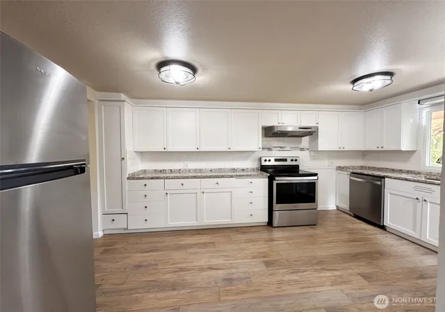 Photo 1 of Single family home for sale at 1213 Boulevard Rd SE, Olympia, WA 98501 | MLS# NWM2591022 | Listing updated on 2026-10-08
