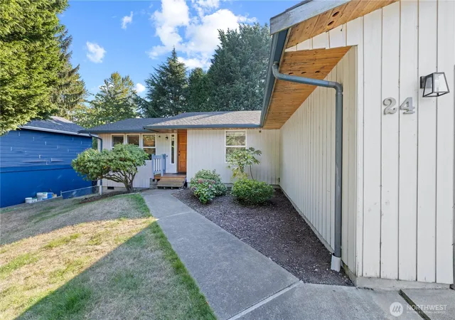 Photo 1 of Single family home for sale at 24 74th Street SW, Everett, WA 98203 | MLS# NWM2591023 | Listing updated on 2026-10-09