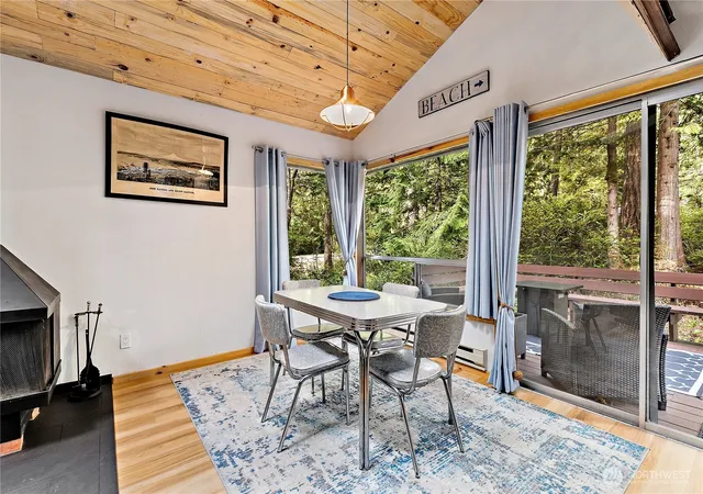 Photo 4 of Single family home for sale at 608 E Barbary Rd, Shelton, WA 98584 | MLS# NWM2591024 | Listing updated on 2026-10-15