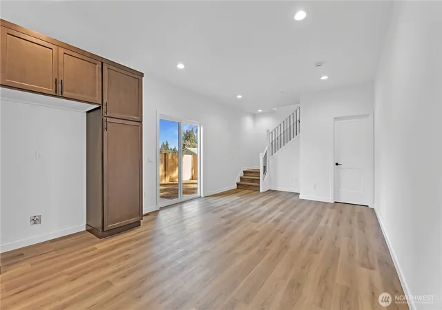 Photo 3 of Townhouse for sale at 7018 Wetmore Ave #A, Everett, WA 98203 | MLS# NWM2591029 | Listing updated on 2026-10-07