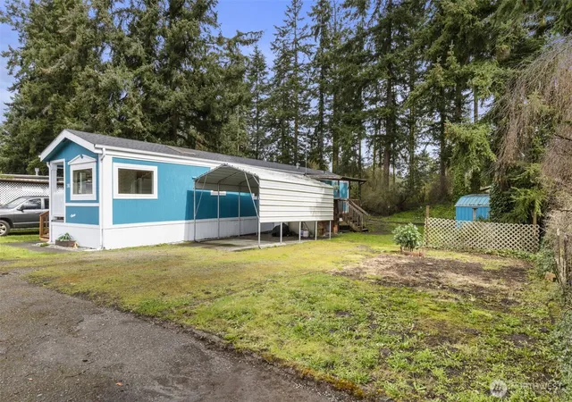 Photo 3 of Manufactured home for sale at 611 Cedar Ave #38, Port Hadlock, WA 98339 | MLS# NWM2591053 | Listing updated on 2026-10-10