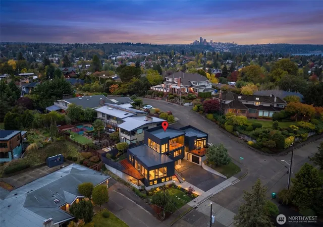 Photo 2 of Single family home for sale at 6203 52nd Avenue S, Seattle, WA 98118 | MLS# NWM2591062 | Listing updated on 2026-10-27