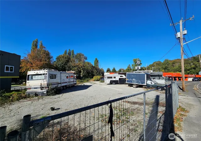 Photo 2 of Land for sale at 2216 Sw Orchard St, Seattle, WA 98106 | MLS# NWM2591073 | Listing updated on 2026-10-05