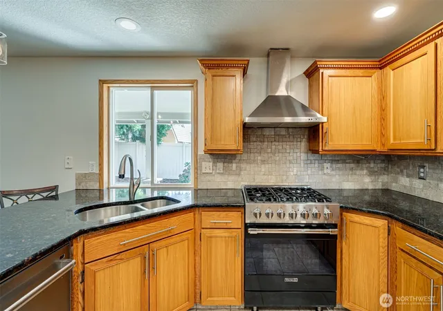 Photo 3 of Single family home for sale at 1407 NW 4th Street, Battle Ground, WA 98604 | MLS# NWM2591079 | Listing updated on 2026-10-08