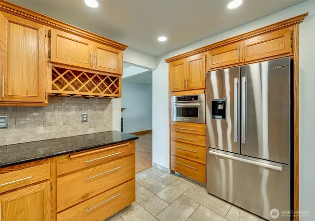 Photo 4 of Single family home for sale at 1407 NW 4th Street, Battle Ground, WA 98604 | MLS# NWM2591079 | Listing updated on 2026-10-08