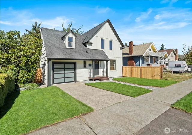 Photo 2 of Single family home for sale at 3109 S 10th Street, Tacoma, WA 98405 | MLS# NWM2591127 | Listing updated on 2026-10-17