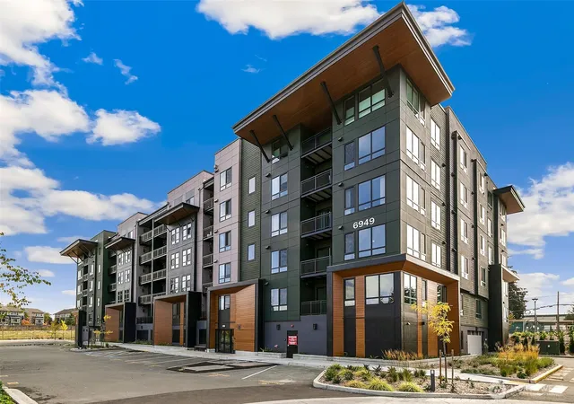 Condo for sale at 6949 NE 184th Lane #511, Kenmore, WA 98028 | MLS# NWM2591144 | Listing updated on 2026-10-08