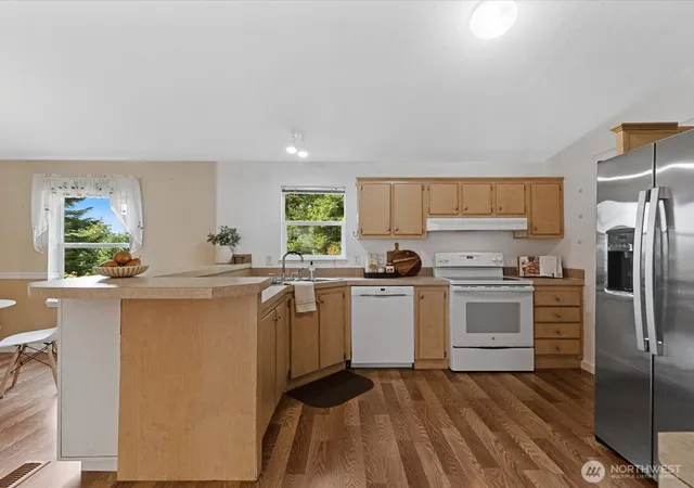 Photo 1 of Manufactured home for sale at 12608 NE Hollyhills Dr, Bothell, WA 98011 | MLS# NWM2591151 | Listing updated on 2026-10-20