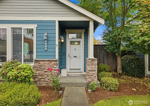 Photo 2 of Single family home for sale at 4628 Durham St SE, Lacey, WA 98503 | MLS# NWM2591155 | Listing updated on 2026-10-13