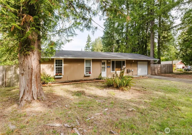 Photo 3 of Single family home for sale at 3960 NE Seldom Seen Ln, Bremerton, WA 98311 | MLS# NWM2591156 | Listing updated on 2026-10-26