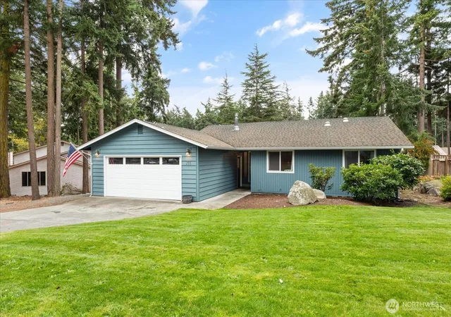 Photo 1 of Single family home for sale at 255 NW Columbia Dr, Oak Harbor, WA 98277 | MLS# NWM2591170 | Listing updated on 2026-10-07