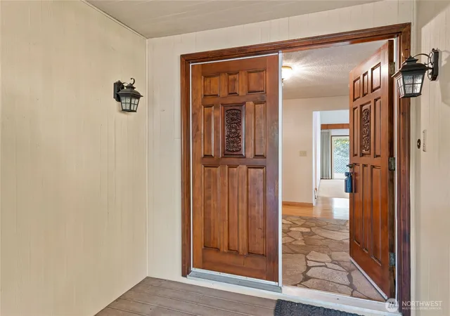 Photo 2 of Single family home for sale at 5628 139th Street NW, Gig Harbor, WA 98332 | MLS# NWM2591180 | Listing updated on 2026-10-07