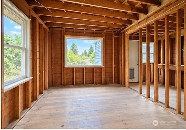 Photo 3 of Single family home for sale at 10031 2nd Avenue S, Seattle, WA 98168 | MLS# NWM2591189 | Listing updated on 2026-10-06