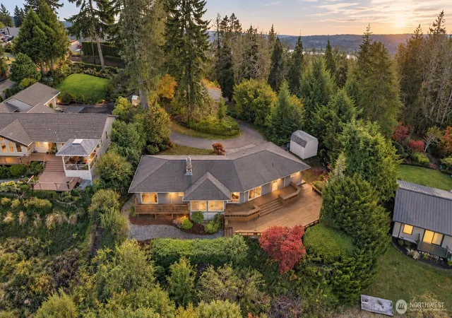 Single family home for sale at 902 Carney Dr, Aberdeen, WA 98520 | MLS# NWM2591196