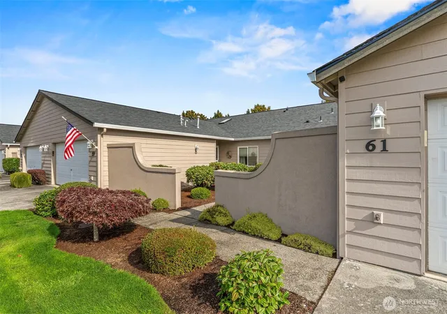 Photo 3 of Sale Pending at 3905 Pennsylvania St #61, Longview, WA 98632 | MLS# NWM2591199 | Listing updated on 2026-10-21