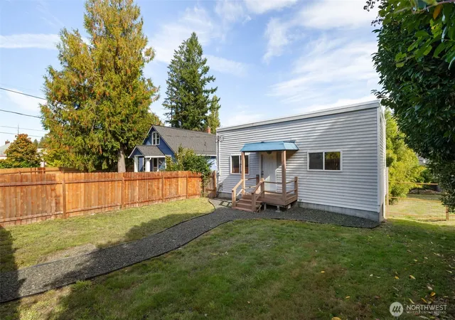 Photo 1 of Single family home for sale at 1405 Flower Ave, Port Orchard, WA 98366 | MLS# NWM2591212 | Listing updated on 2026-10-14