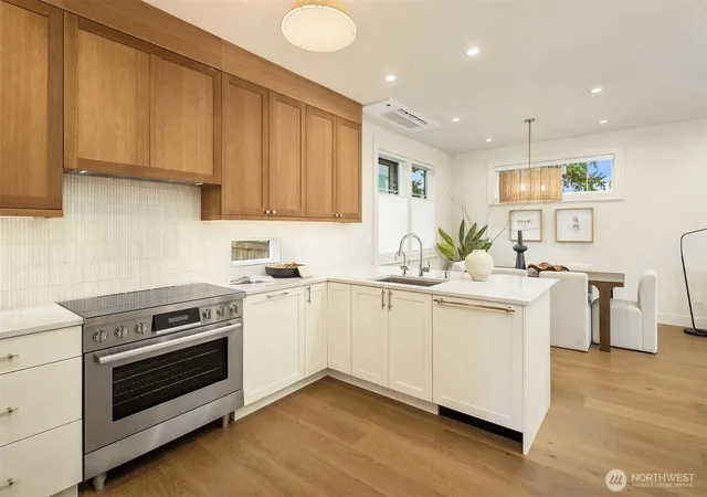 Photo 3 of Single family home for sale at 10927 103rd Avenue Ne, Kirkland, WA 98033 | MLS# NWM2591220 | Listing updated on 2026-10-19