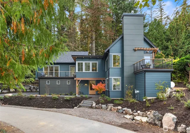 Single family home for sale at 7693 NE Beverly Ln, Bainbridge Island, WA 98110 | MLS# NWM2591223 | Listing updated on 2026-10-21