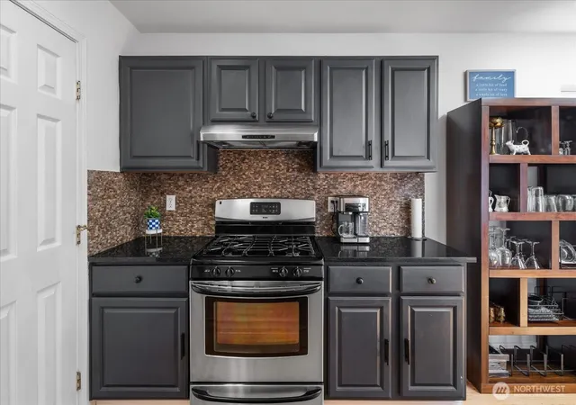 Photo 2 of Single family home for sale at 1725 Palisade Blvd, Dupont, WA 98327 | MLS# NWM2591226 | Listing updated on 2026-10-26