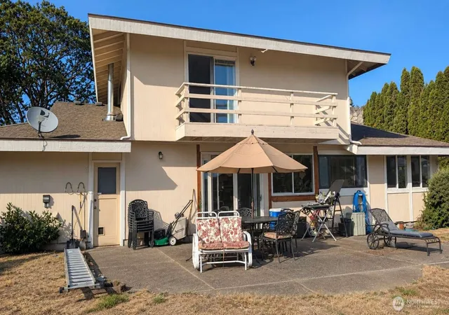 Single family home for sale at 7121 Citrine Ln SW, Lakewood, WA 98498 | MLS# NWM2591239
