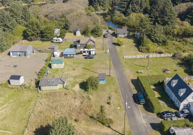 Photo 3 of Single family home for sale at 51 5th Street, Moclips, WA 98562 | MLS# NWM2591250 | Listing updated on 2026-10-08