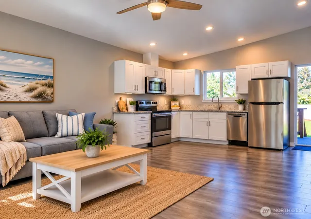 Photo 4 of Single family home for sale at 164 N Oar Loop NW, Ocean Shores, WA 98569 | MLS# NWM2591283 | Listing updated on 2026-10-08