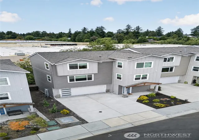 Townhouse for sale at 1806 25th Street, Snohomish, WA 98290 | MLS# NWM2591284
