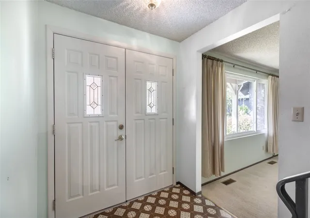 Photo 2 of Sale Pending at 16321 NE 98th Street, Redmond, WA 98052 | MLS# NWM2591294 | Listing updated on 2026-10-26
