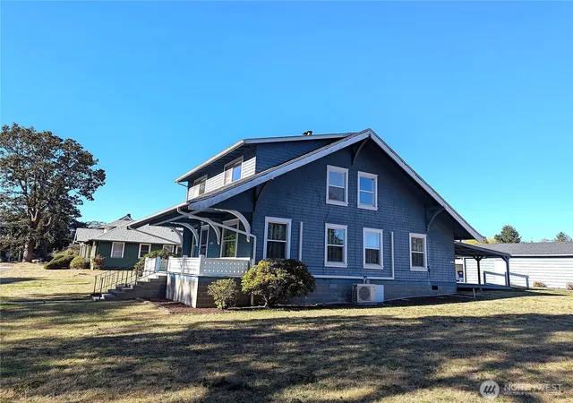 Photo 2 of Single family home for sale at 201 Brandywine Ave, Dupont, WA 98327 | MLS# NWM2591305 | Listing updated on 2026-10-26