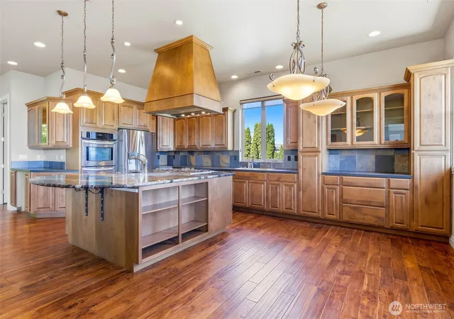 Photo 2 of Single family home for sale at 1021 Country Ct, Richland, WA 99352 | MLS# NWM2591319 | Listing updated on 2026-10-20