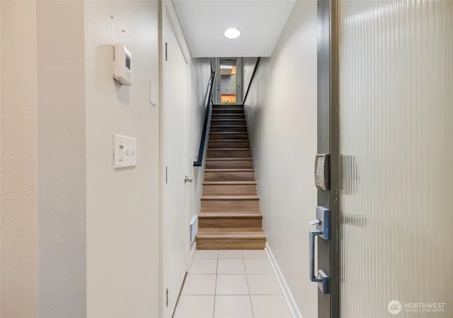 Photo 3 of Townhouse for sale at 2524 Yale Ave E #A, Seattle, WA 98102 | MLS# NWM2591329 | Listing updated on 2026-10-09