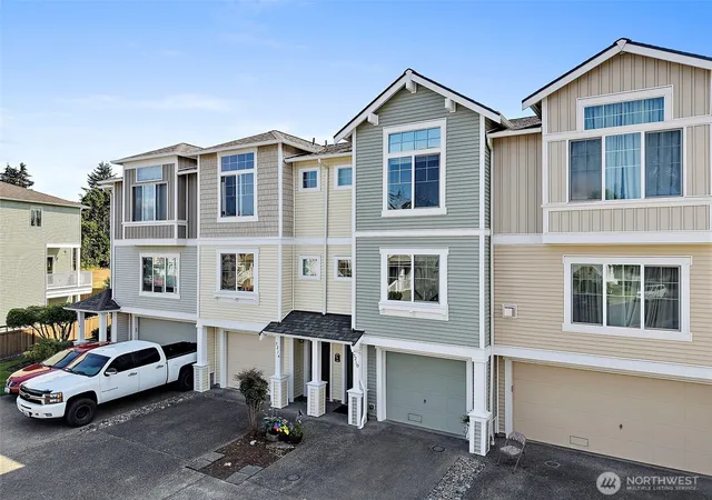 Photo 3 of Townhouse for sale at 5210 35th Street E #5-3, Fife, WA 98424 | MLS# NWM2591337 | Listing updated on 2026-10-17
