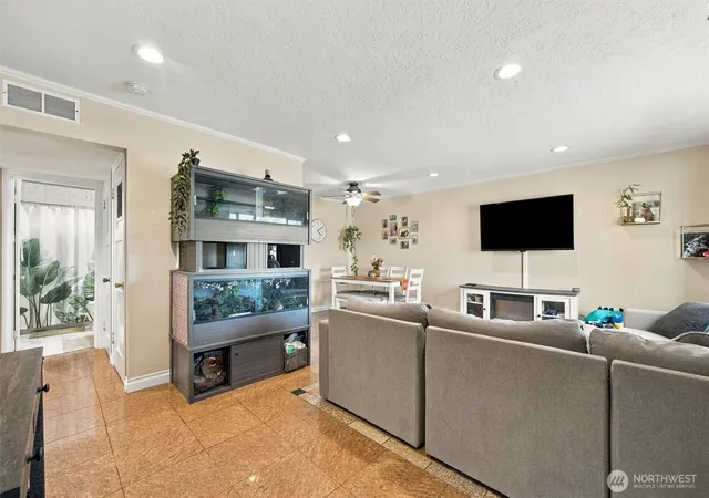 Photo 3 of Single family home for sale at 2101 W Kennewick Ave, Kennewick, WA 99336 | MLS# NWM2591343 | Listing updated on 2026-10-09